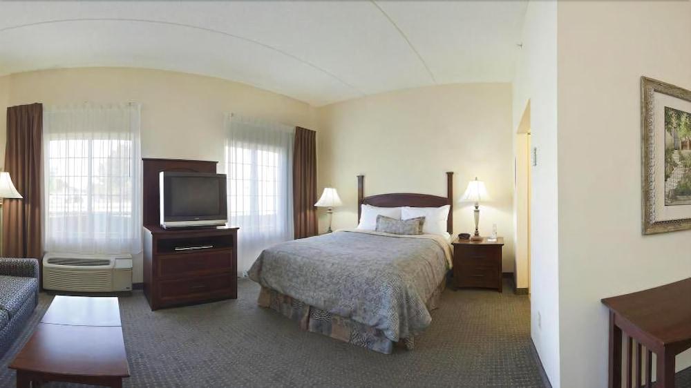 Staybridge Suites Cleveland Mayfield Heights Beachwood, An Ihg Hotel Room photo