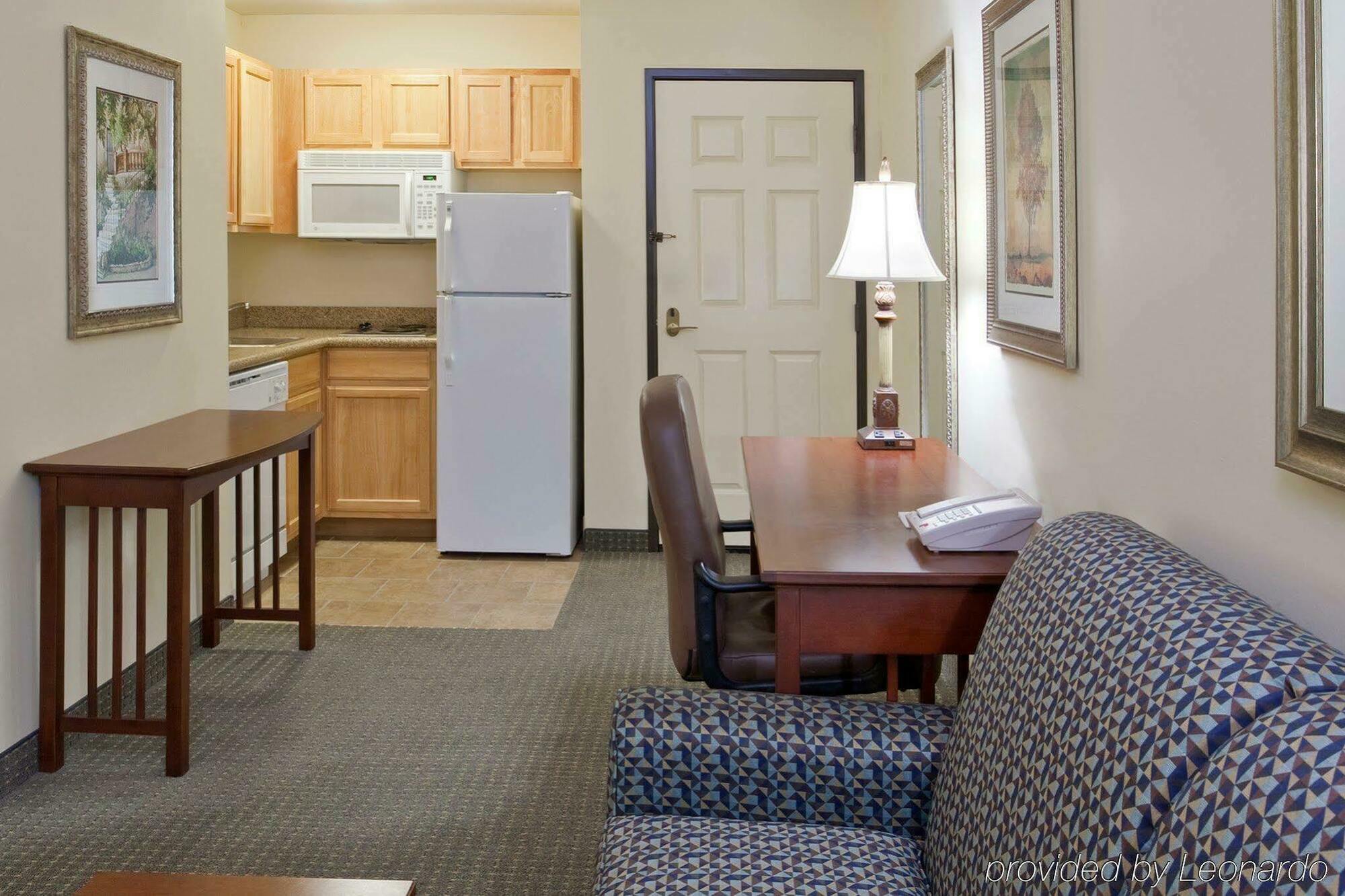 Staybridge Suites Cleveland Mayfield Heights Beachwood, An Ihg Hotel Room photo